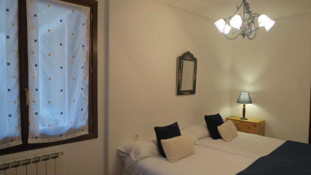 Apartamentos Palacio Azcarate Travesia Calvario 에스카레이 외부 사진